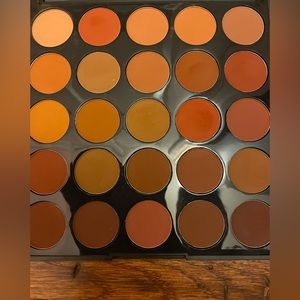Morphe eyeshadow palette